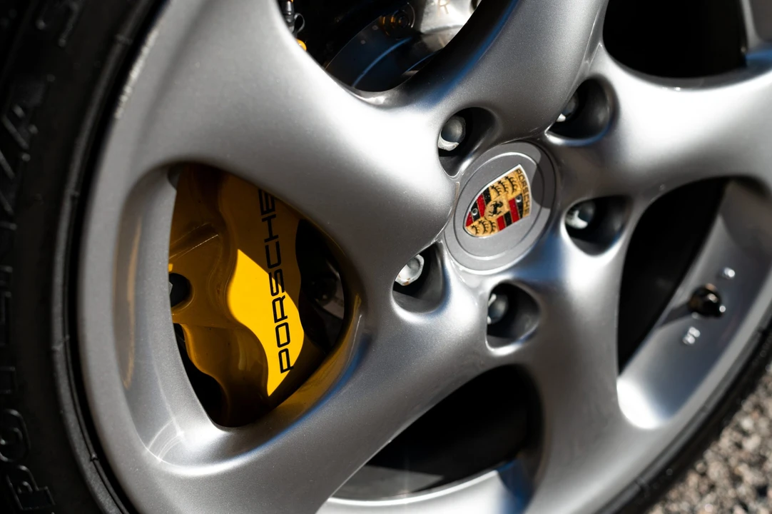 2005 Porsche 996 Turbo - Image 28 of 31