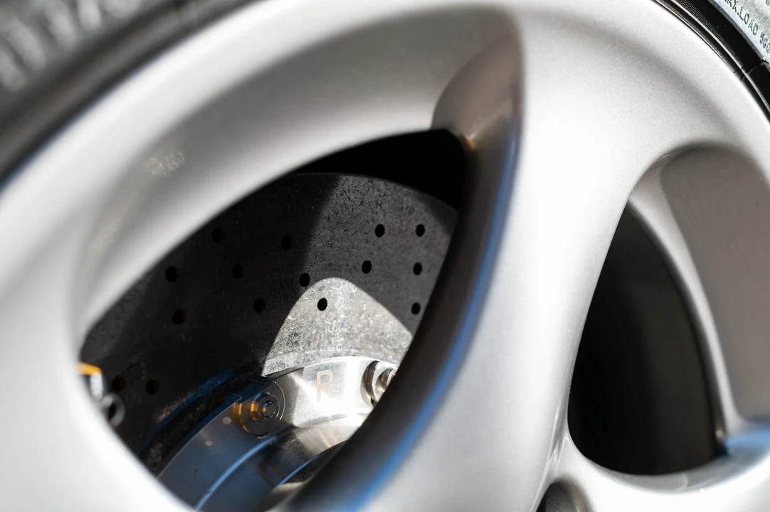 2005 Porsche 996 Turbo - Image 29 of 31