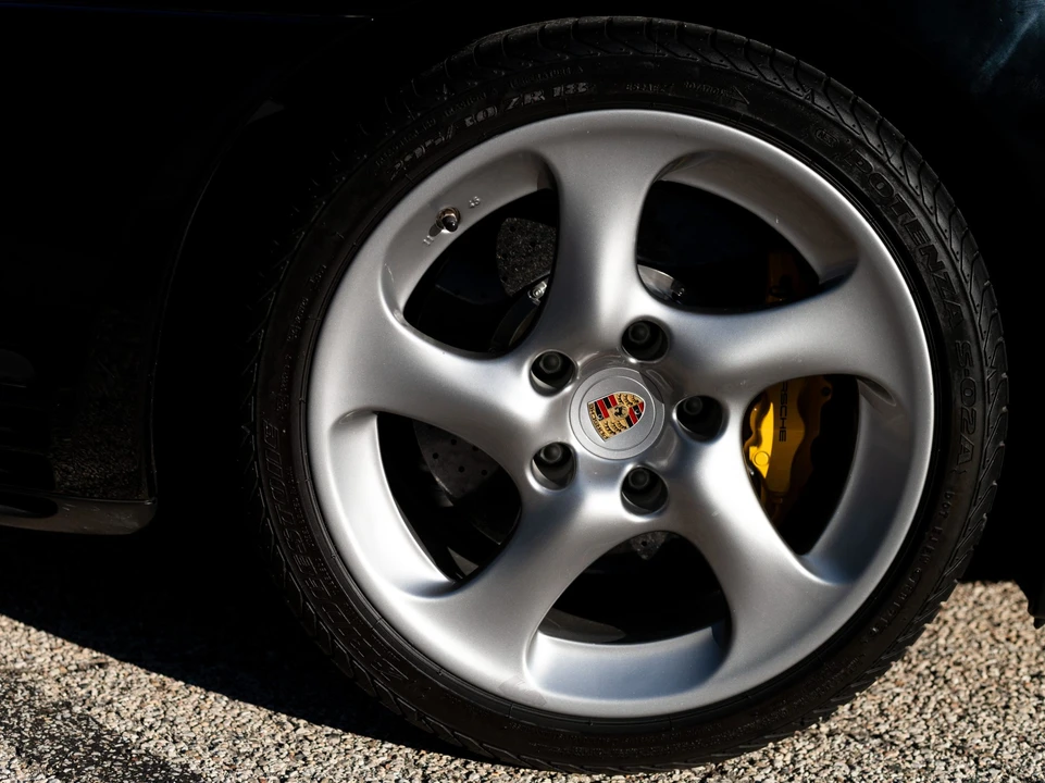 2005 Porsche 996 Turbo - Image 24 of 31
