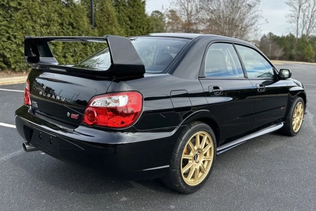 2005 Subaru Impreza WRX STi 2nd Gen - Image 2 of 7