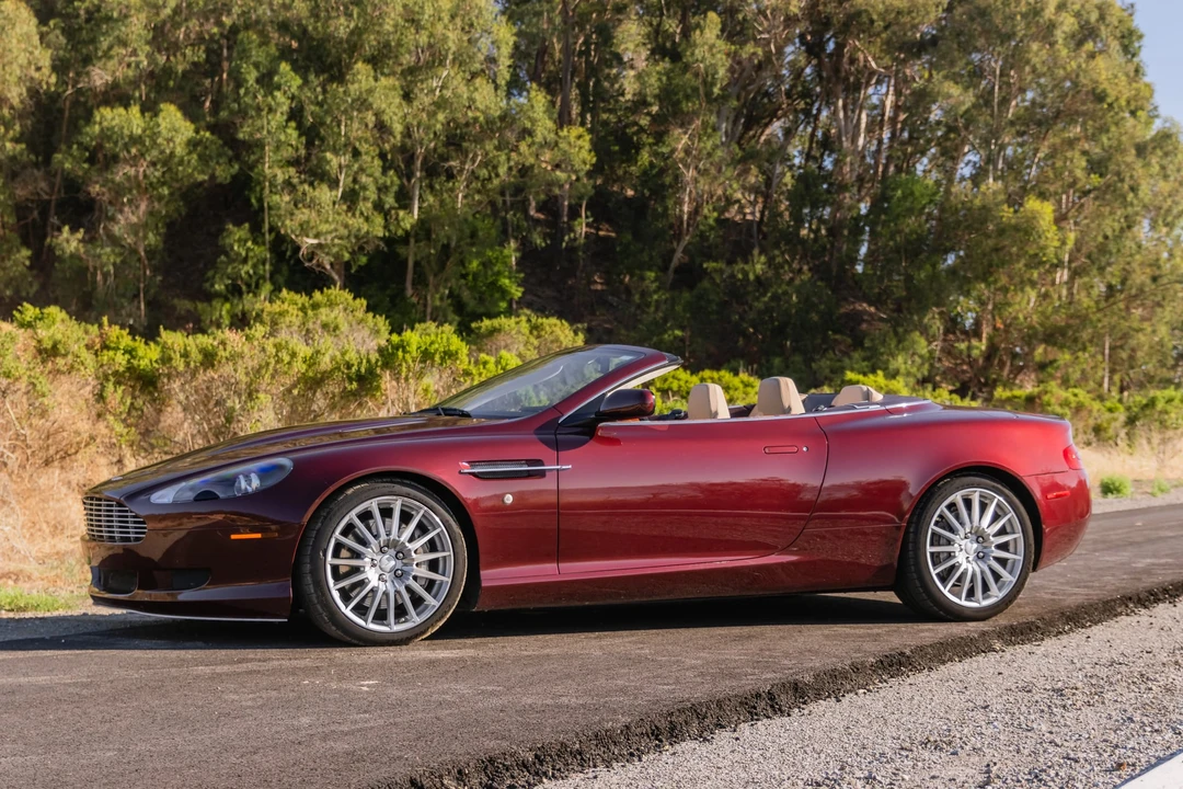 2006 Aston Martin DB9 - Image 16 of 31