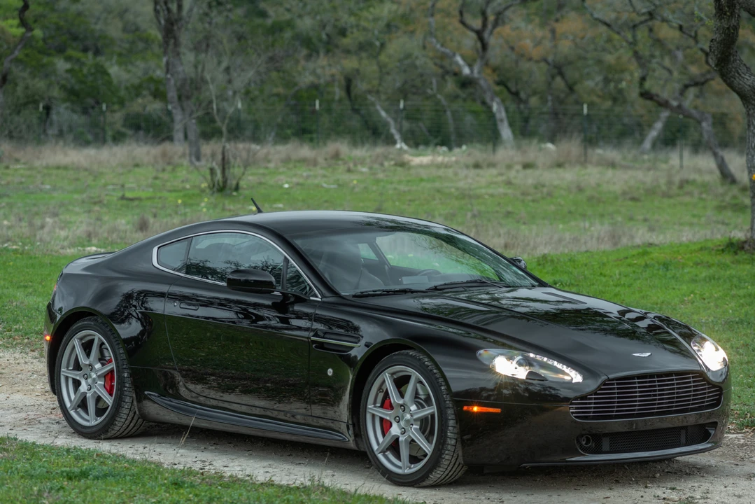 2006 Aston Martin V8 Vantage (2006-2017) - Image 16 of 31