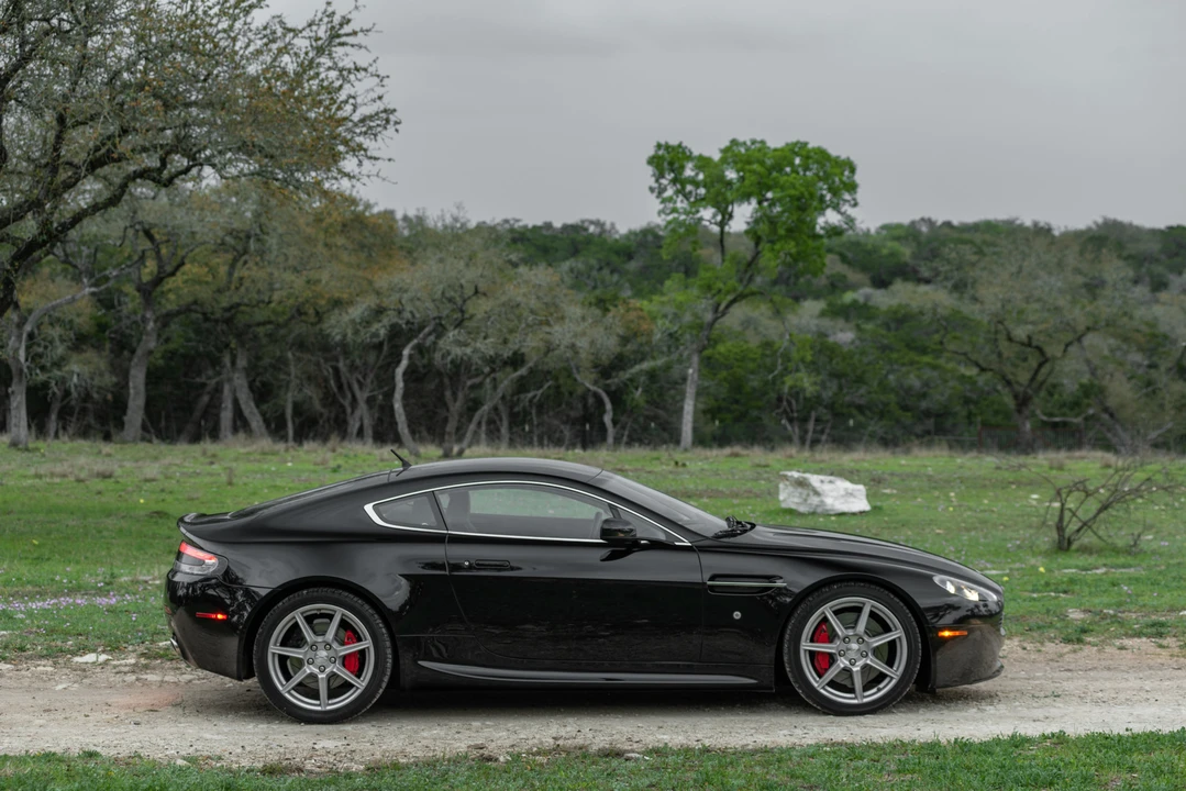 2006 Aston Martin V8 Vantage (2006-2017) - Image 14 of 31