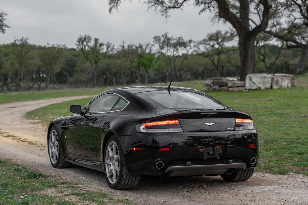 2006 Aston Martin V8 Vantage (2006-2017) - Image 6 of 31
