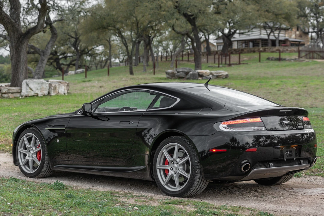 2006 Aston Martin V8 Vantage (2006-2017) - Image 5 of 31