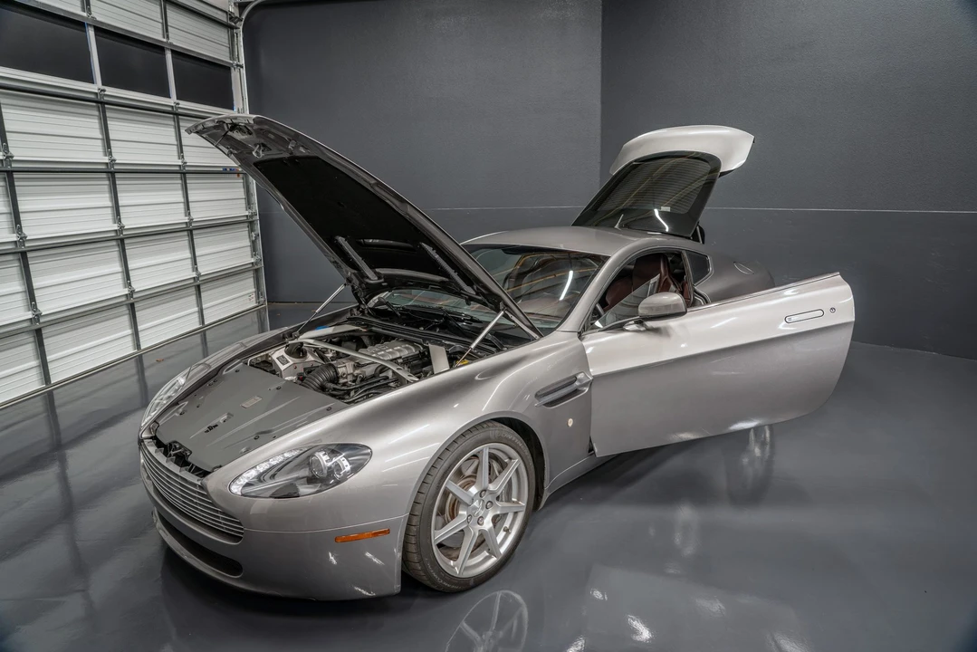 2006 Aston Martin V8 Vantage (2006-2017) - Image 30 of 31