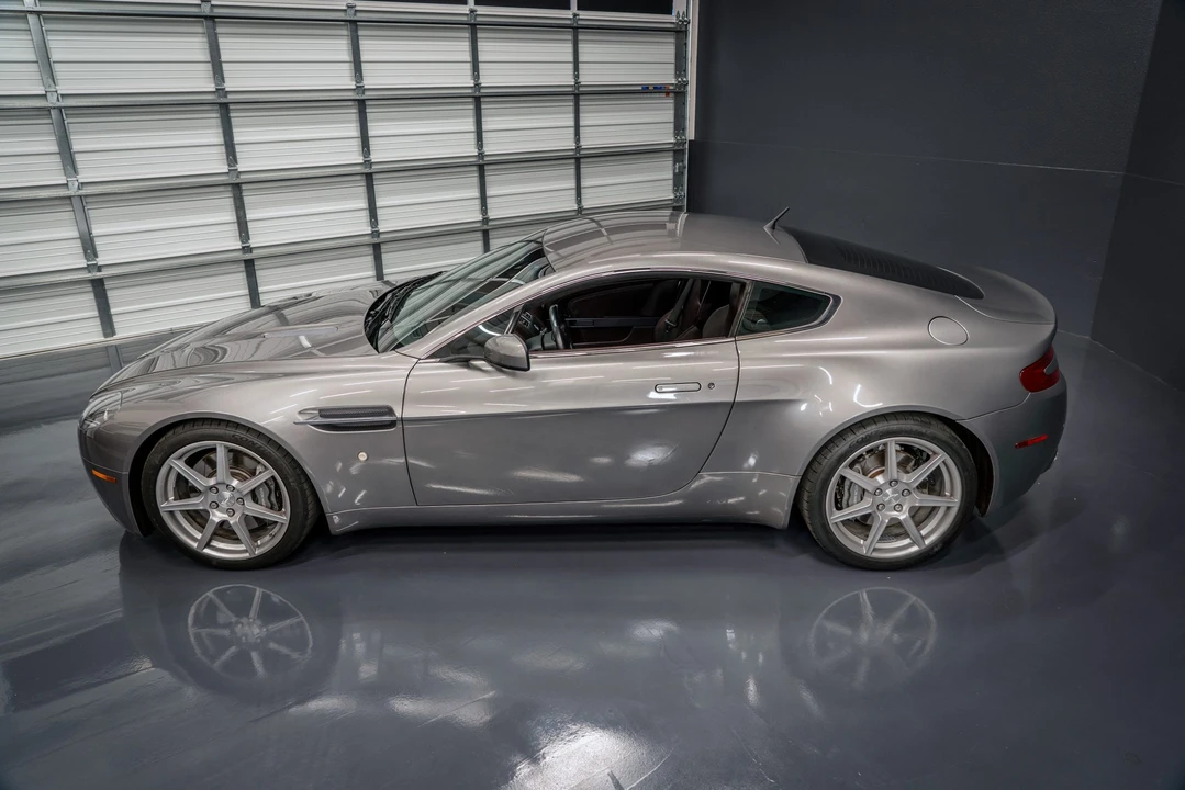 2006 Aston Martin V8 Vantage (2006-2017) - Image 19 of 31