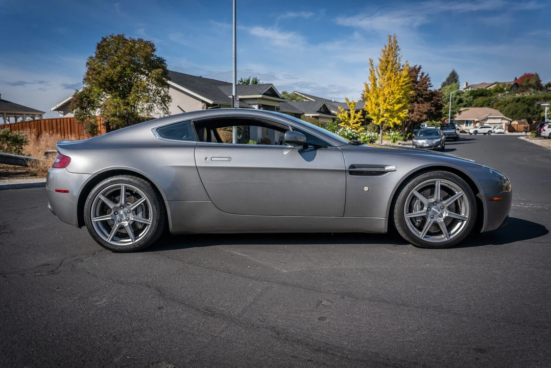 2006 Aston Martin V8 Vantage (2006-2017) - Image 5 of 31