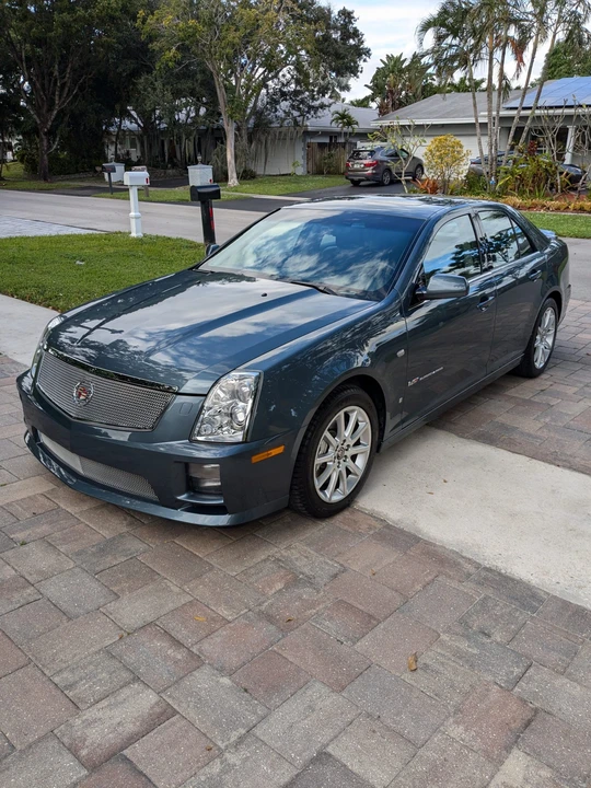 2006 Cadillac STS-V - Image 2 of 31
