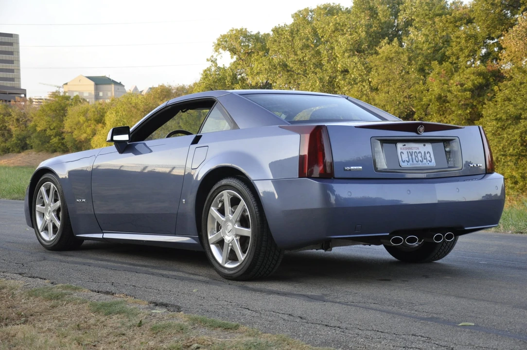 2006 Cadillac XLR - Image 17 of 31