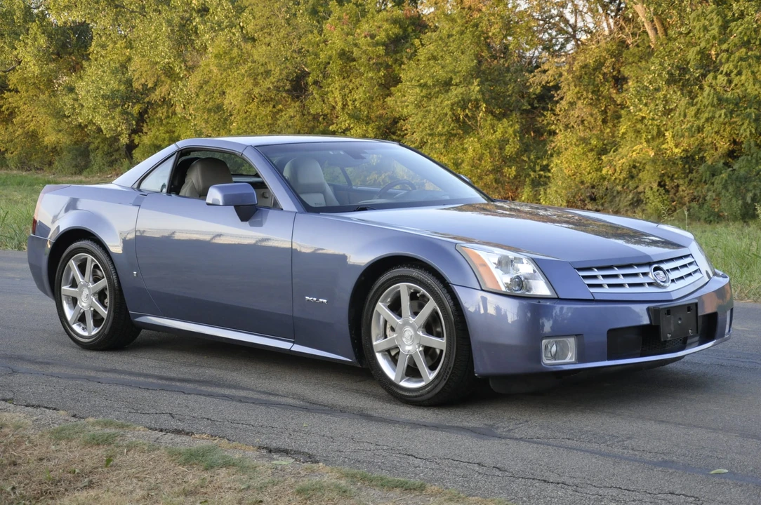 2006 Cadillac XLR - Image 23 of 31