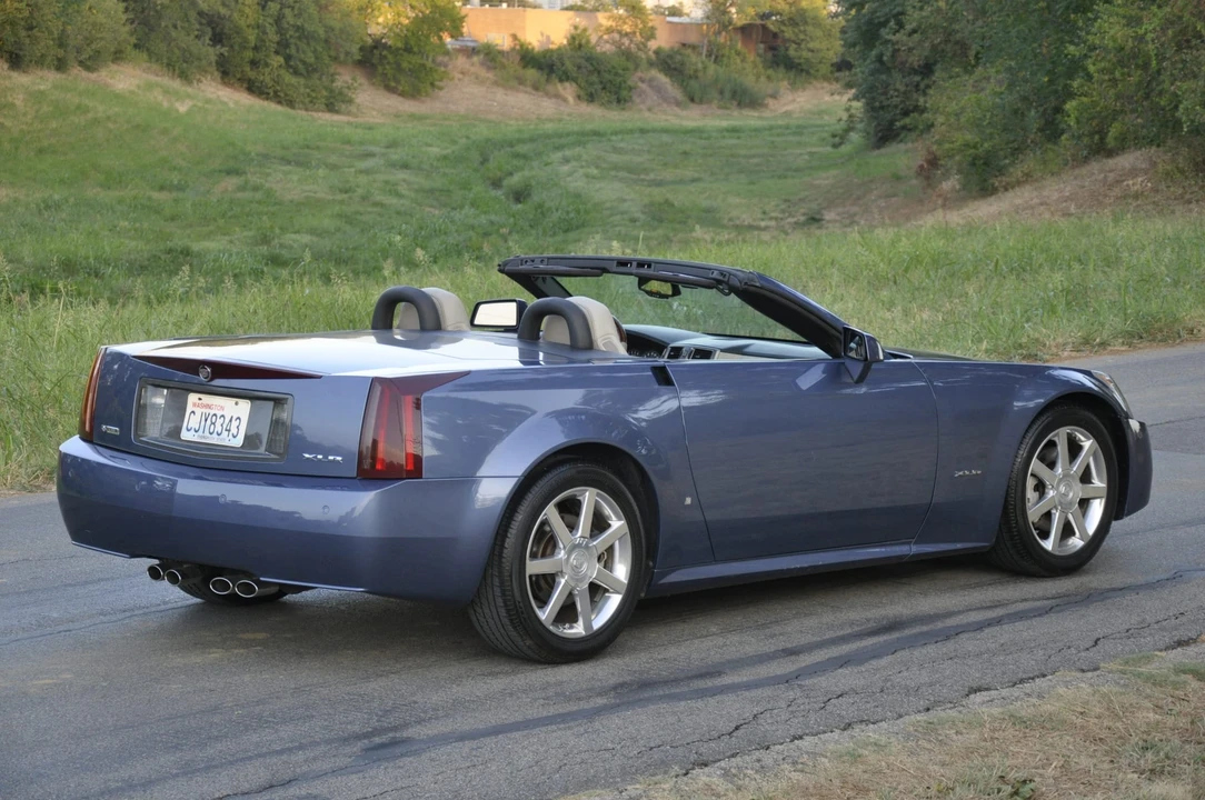 2006 Cadillac XLR - Image 10 of 31