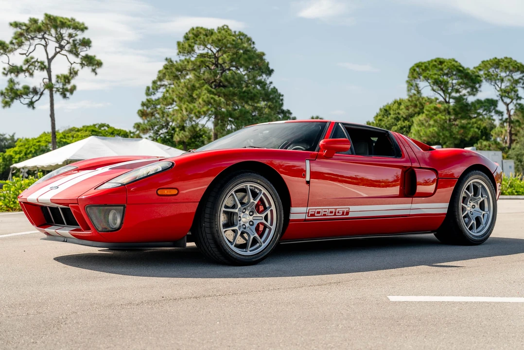 2006 Ford GT 1st Gen - Image 2 of 31