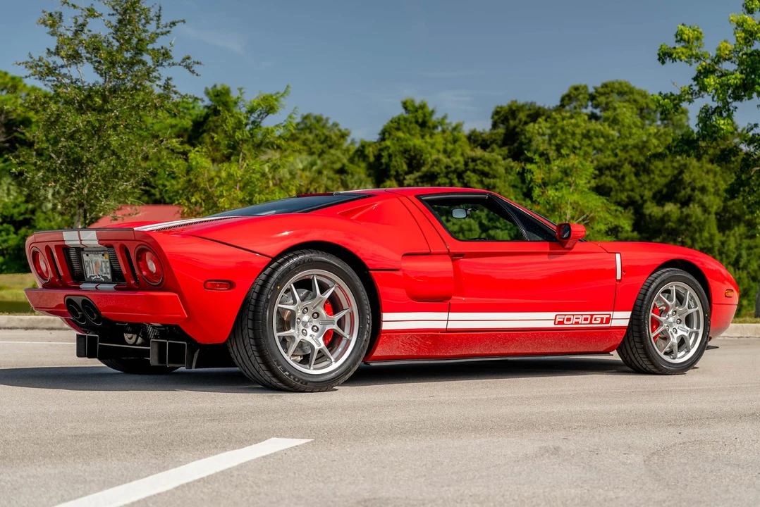 2006 Ford GT 1st Gen - Image 13 of 31