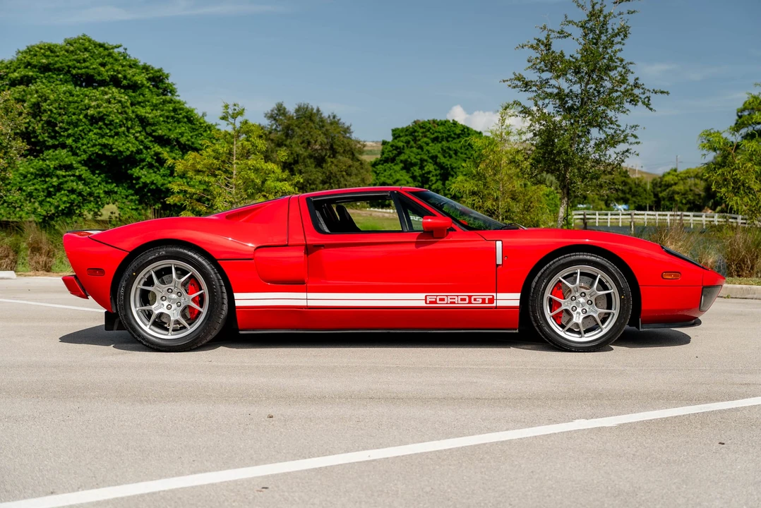 2006 Ford GT 1st Gen - Image 12 of 31