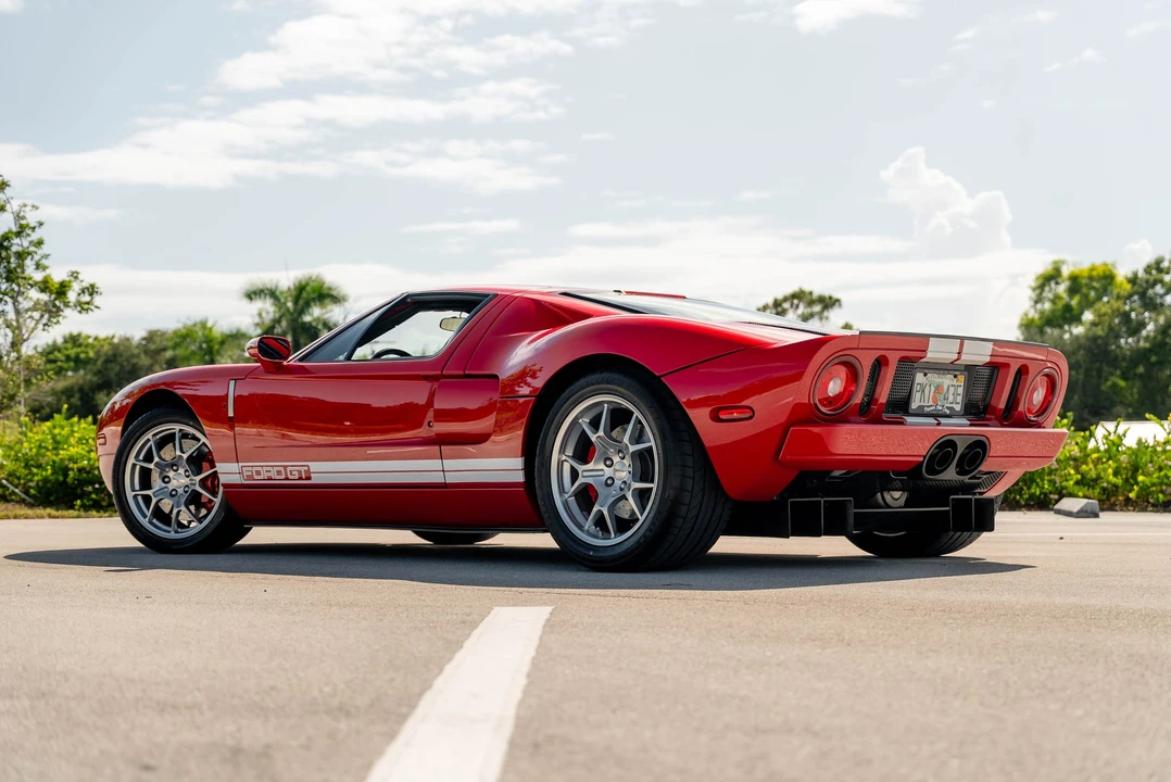 2006 Ford GT 1st Gen - Image 17 of 31