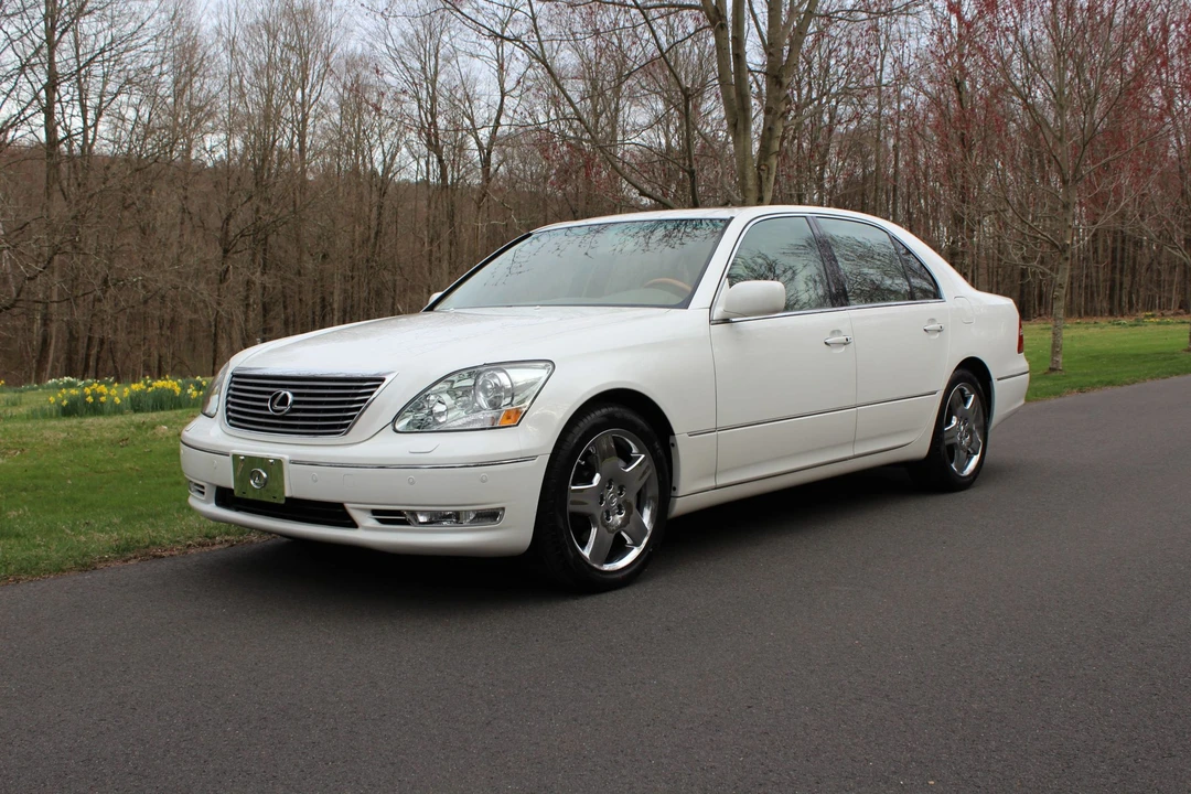 2006 Lexus LS 3rd Gen - Image 3 of 31