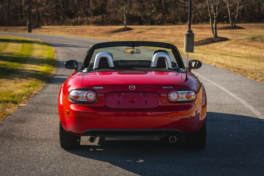 2006 Mazda NC MX-5 Miata - Image 25 of 31