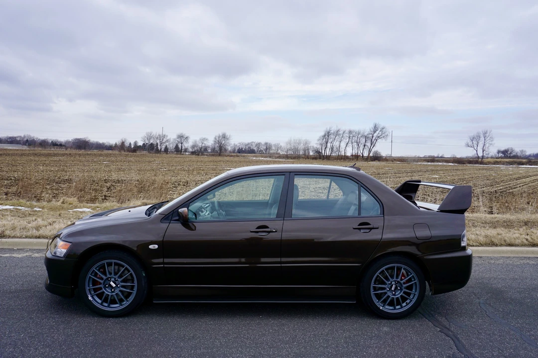 2006 Mitsubishi Lancer Evolution IX 8th Gen - Image 17 of 31