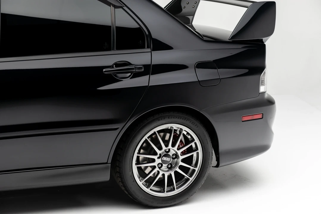 2006 Mitsubishi Lancer Evolution IX 8th Gen - Image 21 of 31