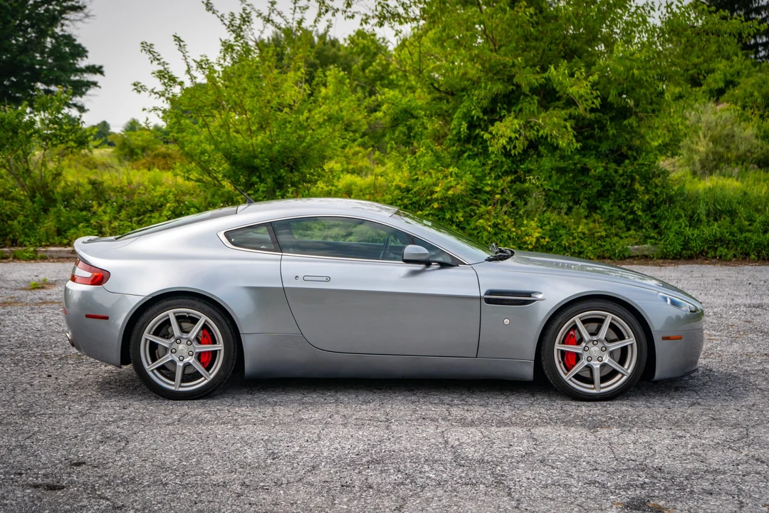 2007 Aston Martin V8 Vantage (2006-2017) - Image 10 of 31