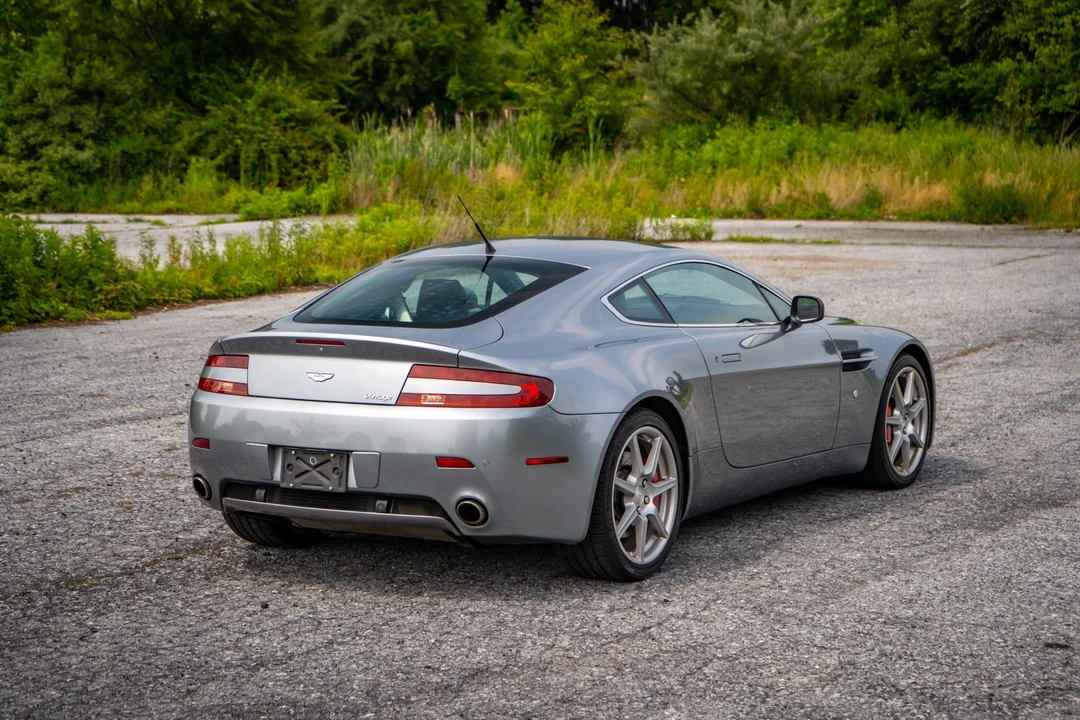 2007 Aston Martin V8 Vantage (2006-2017) - Image 12 of 31
