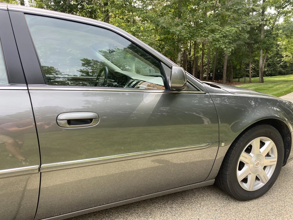 2007 Cadillac DTS - Image 23 of 31