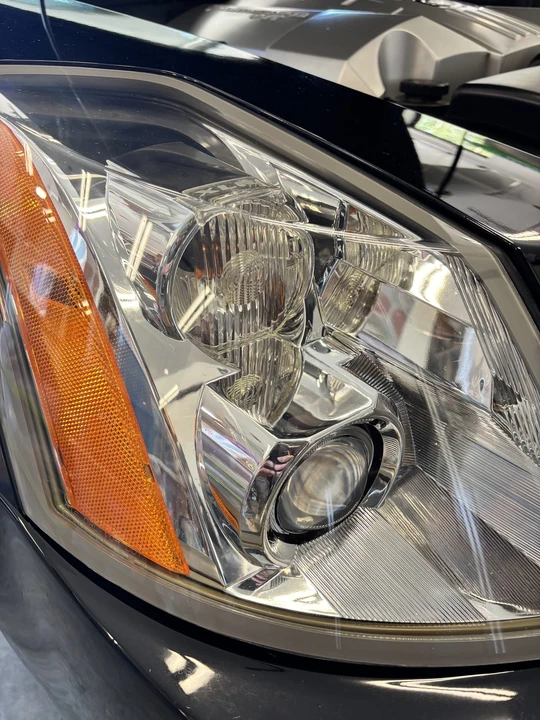 2007 Cadillac XLR - Image 21 of 31