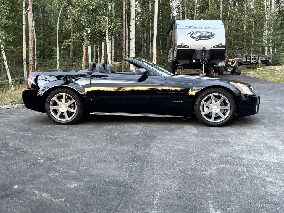 2007 Cadillac XLR - Image 11 of 31