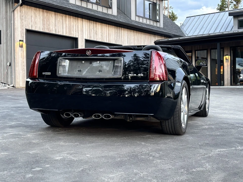 2007 Cadillac XLR - Image 10 of 31