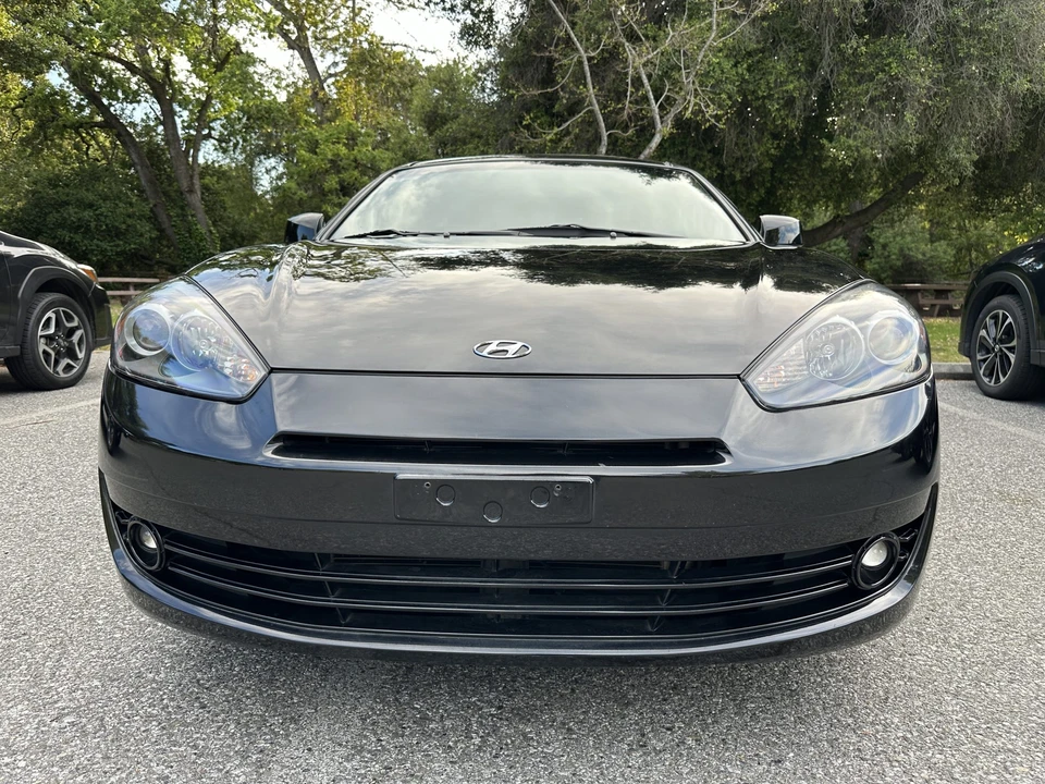 2007 Hyundai Tiburon - Image 12 of 31
