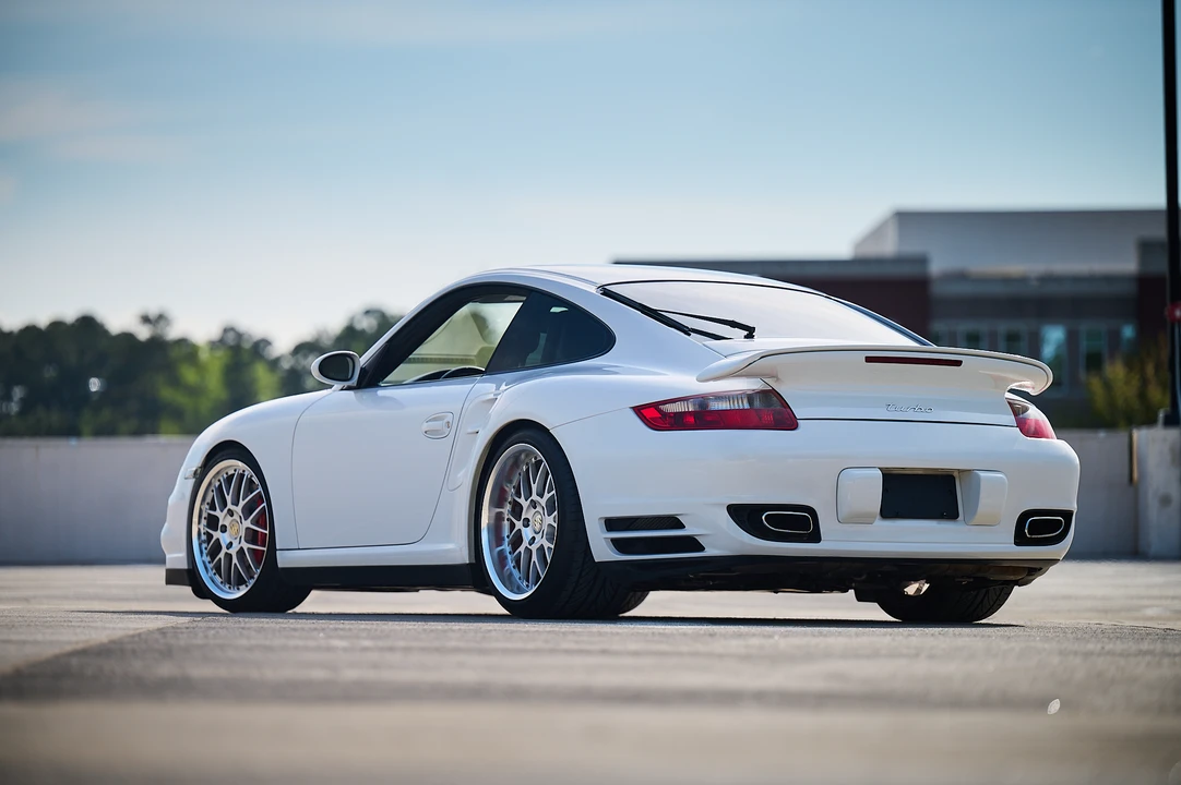 2007 Porsche 997 Turbo - Image 10 of 31