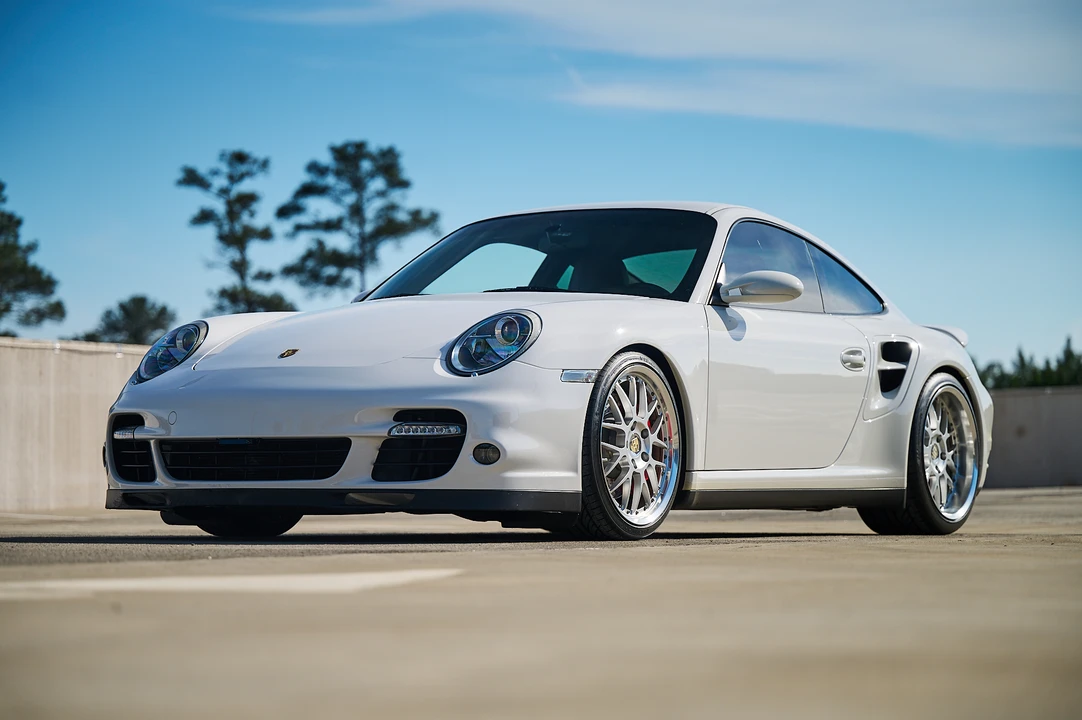 2007 Porsche 997 Turbo - Image 2 of 31