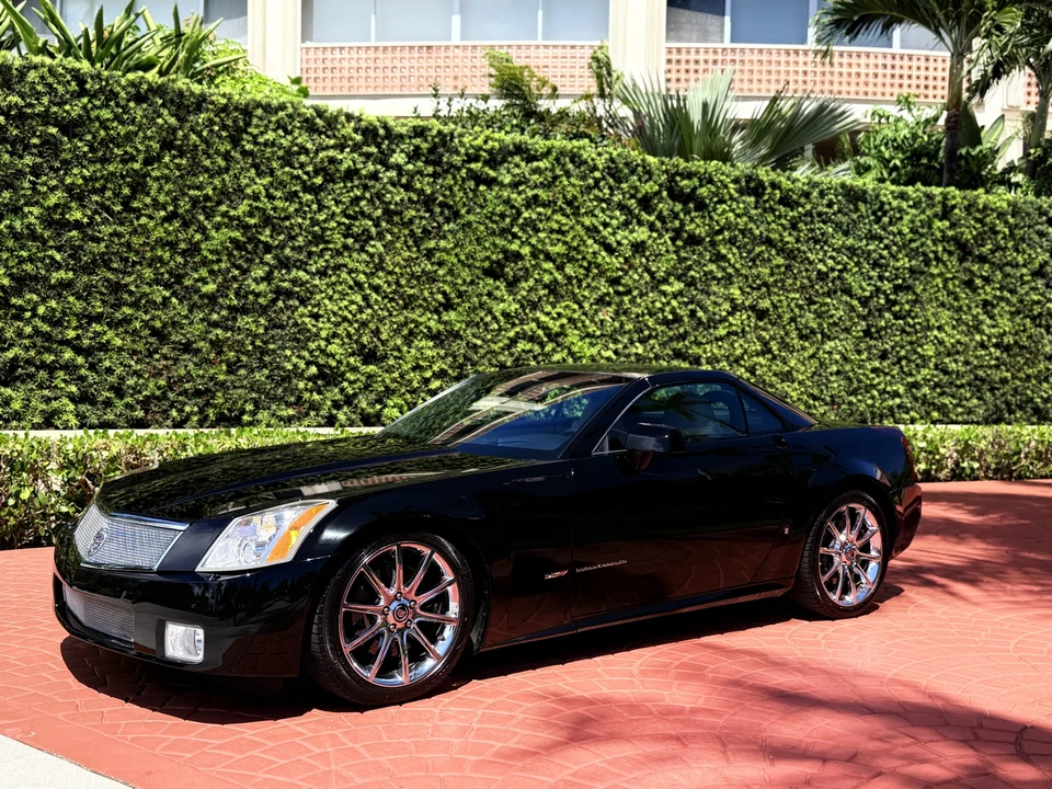 2008 Cadillac XLR-V - Image 20 of 31