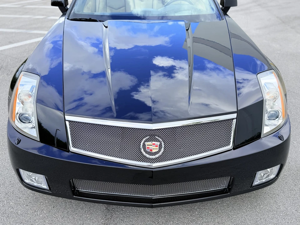 2008 Cadillac XLR-V - Image 30 of 31