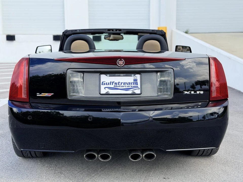 2008 Cadillac XLR-V - Image 8 of 31