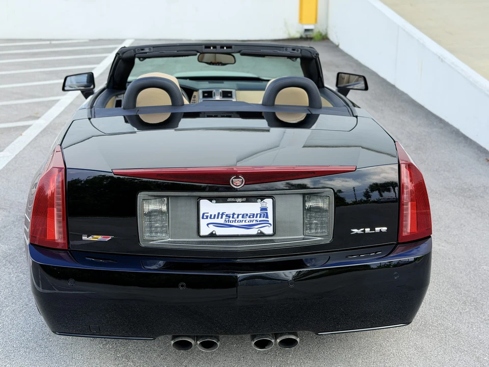 2008 Cadillac XLR-V - Image 7 of 31