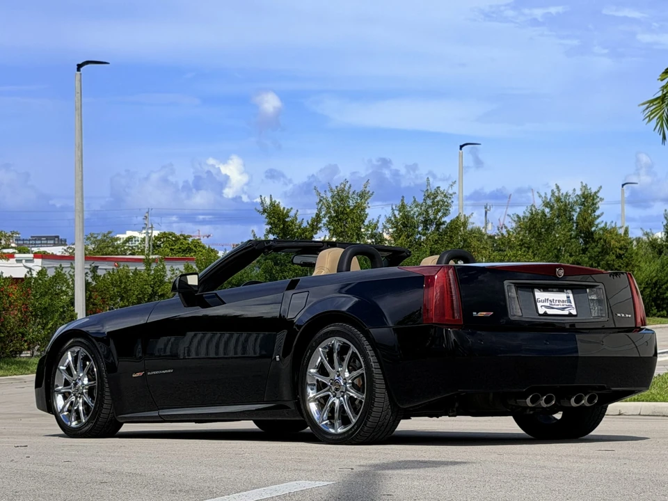 2008 Cadillac XLR-V - Image 27 of 31