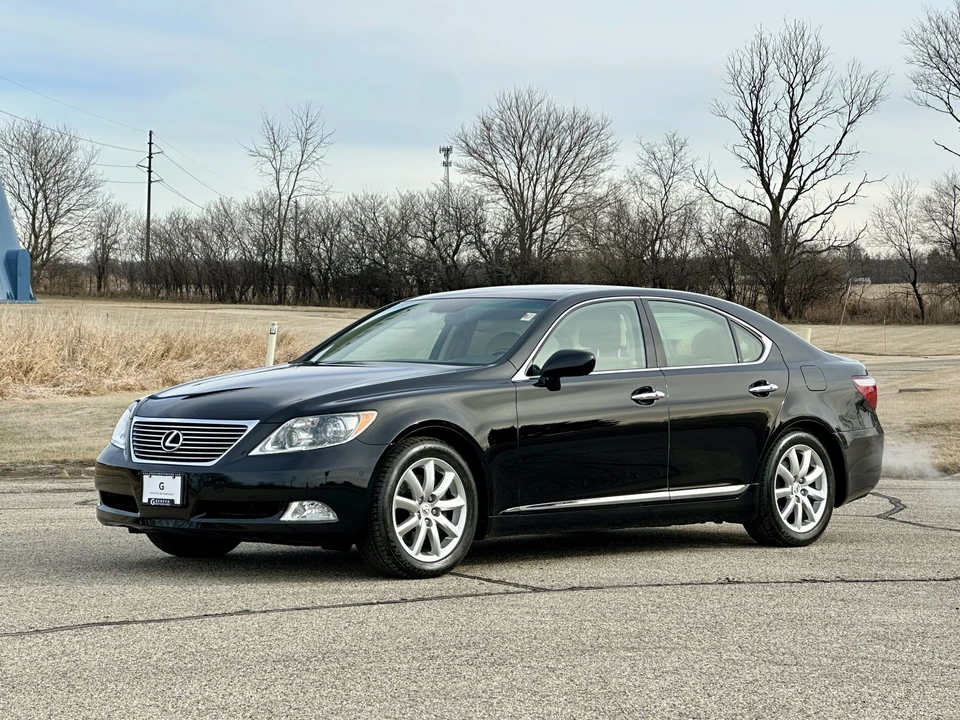 2008 Lexus LS 4th Gen - Image 9 of 31