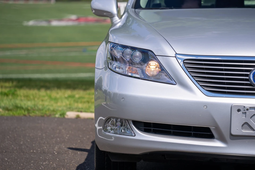 2008 Lexus LS 4th Gen - Image 20 of 31