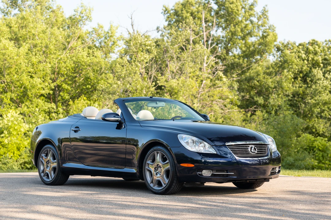 2008 Lexus SC430 - Image 19 of 31