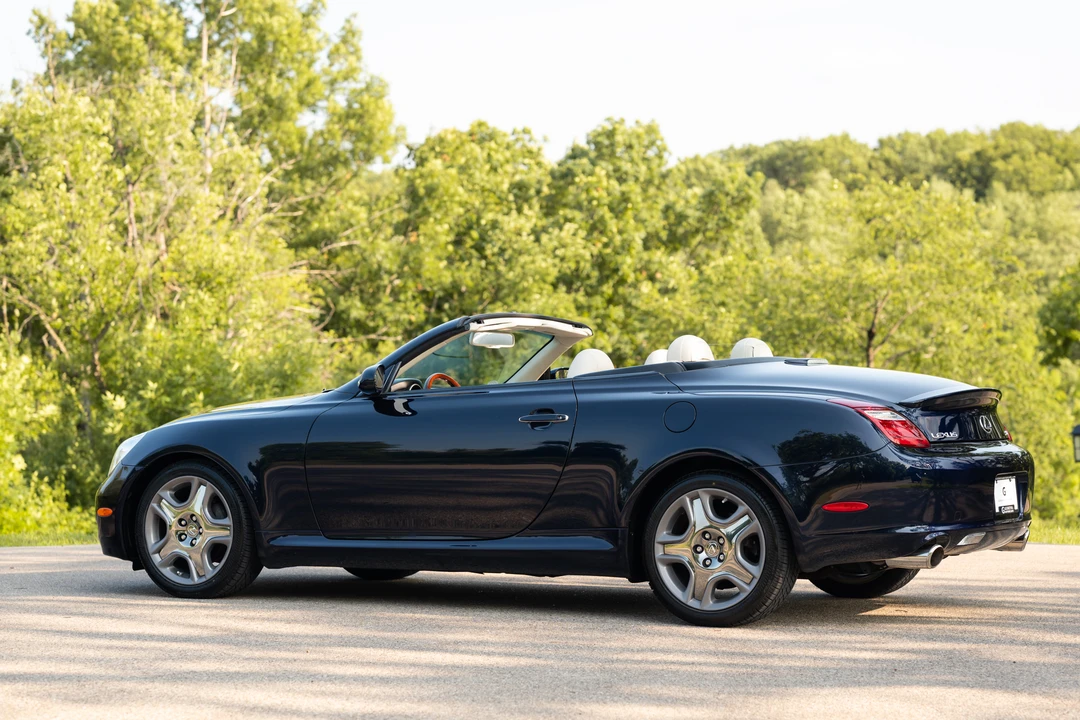 2008 Lexus SC430 - Image 12 of 31