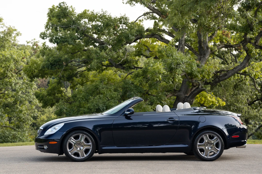 2008 Lexus SC430 - Image 11 of 31