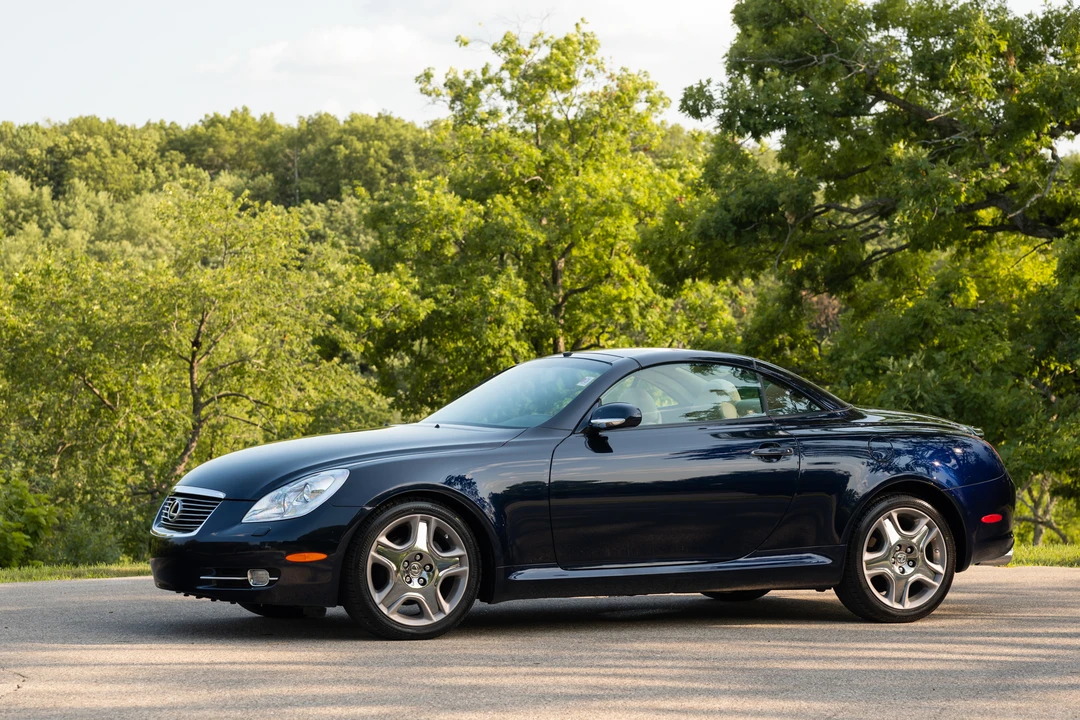 2008 Lexus SC430 - Image 3 of 31