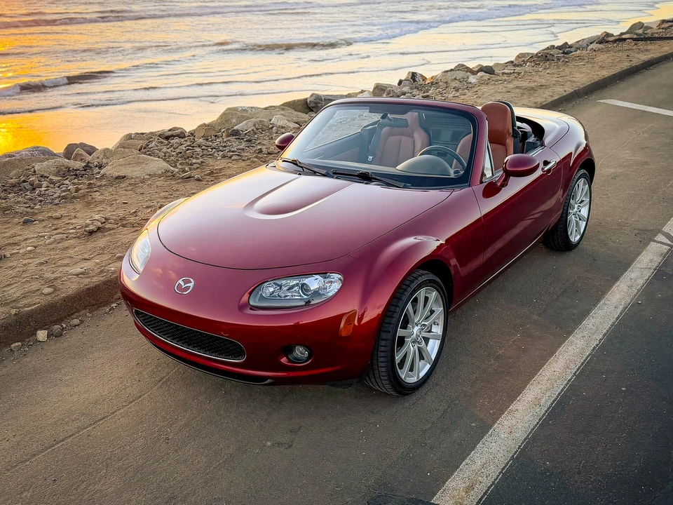 2008 Mazda NC MX-5 Miata - Image 14 of 31