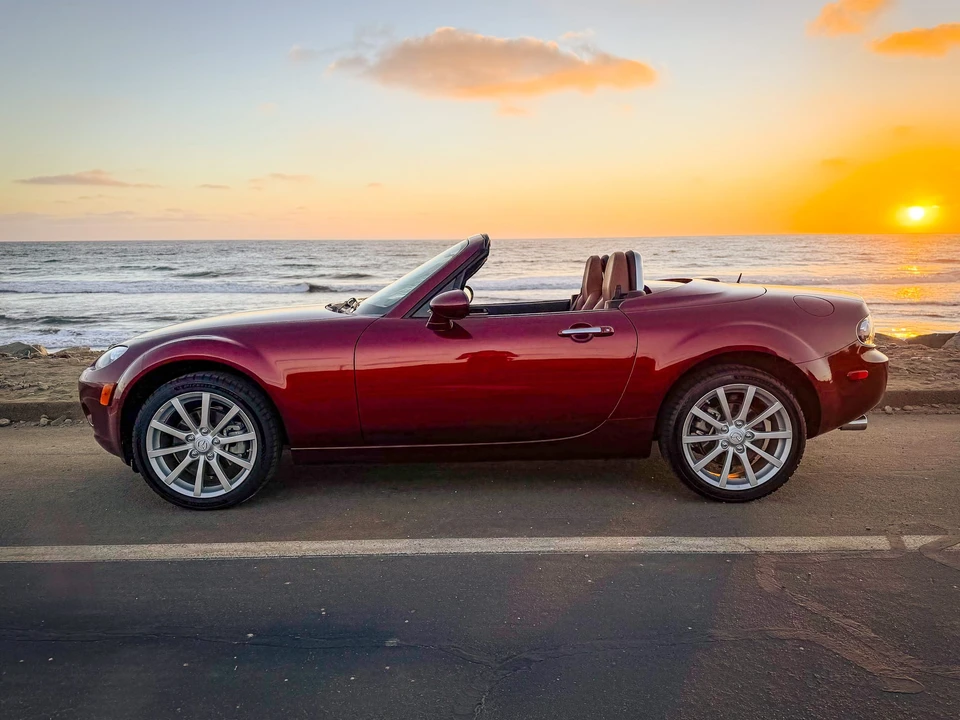 2008 Mazda NC MX-5 Miata - Image 19 of 31
