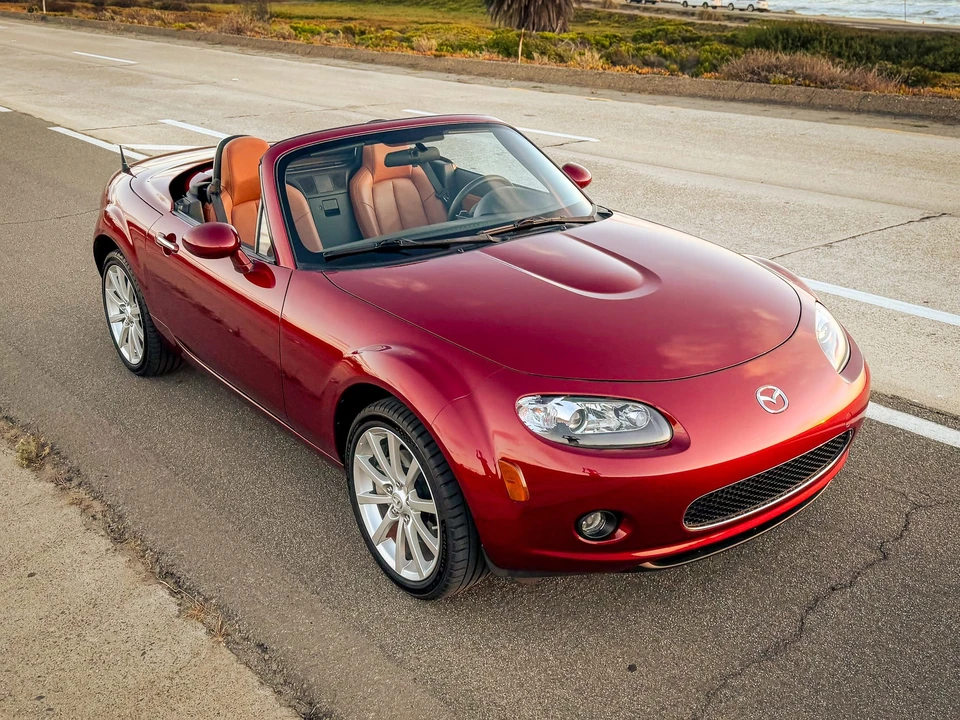 2008 Mazda NC MX-5 Miata - Image 4 of 31