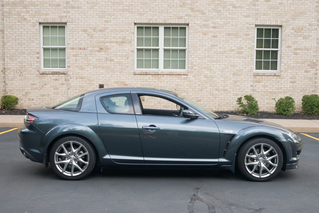 2008 Mazda RX-8 1st Gen - Image 25 of 31
