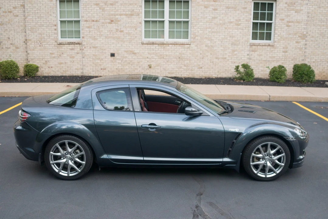 2008 Mazda RX-8 1st Gen - Image 27 of 31