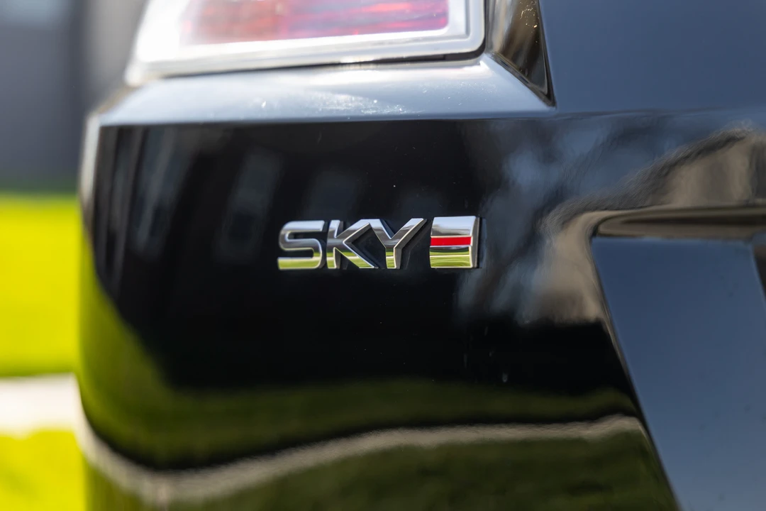 2008 Saturn Sky Red Line - Image 16 of 31